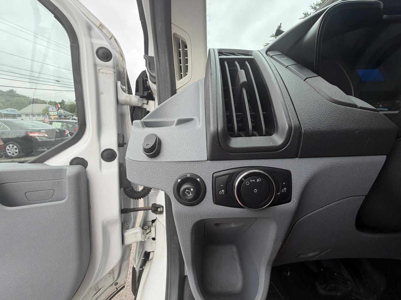Ford Transit Cargo Van T-250 130" Low Rf 9000 GVWR Swing-Out RH Dr 2015