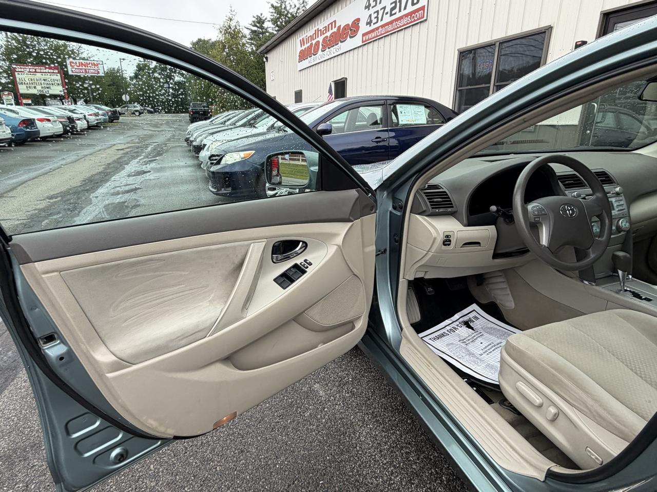 Toyota Camry 4dr Sdn I4 Auto L (Natl) 2009