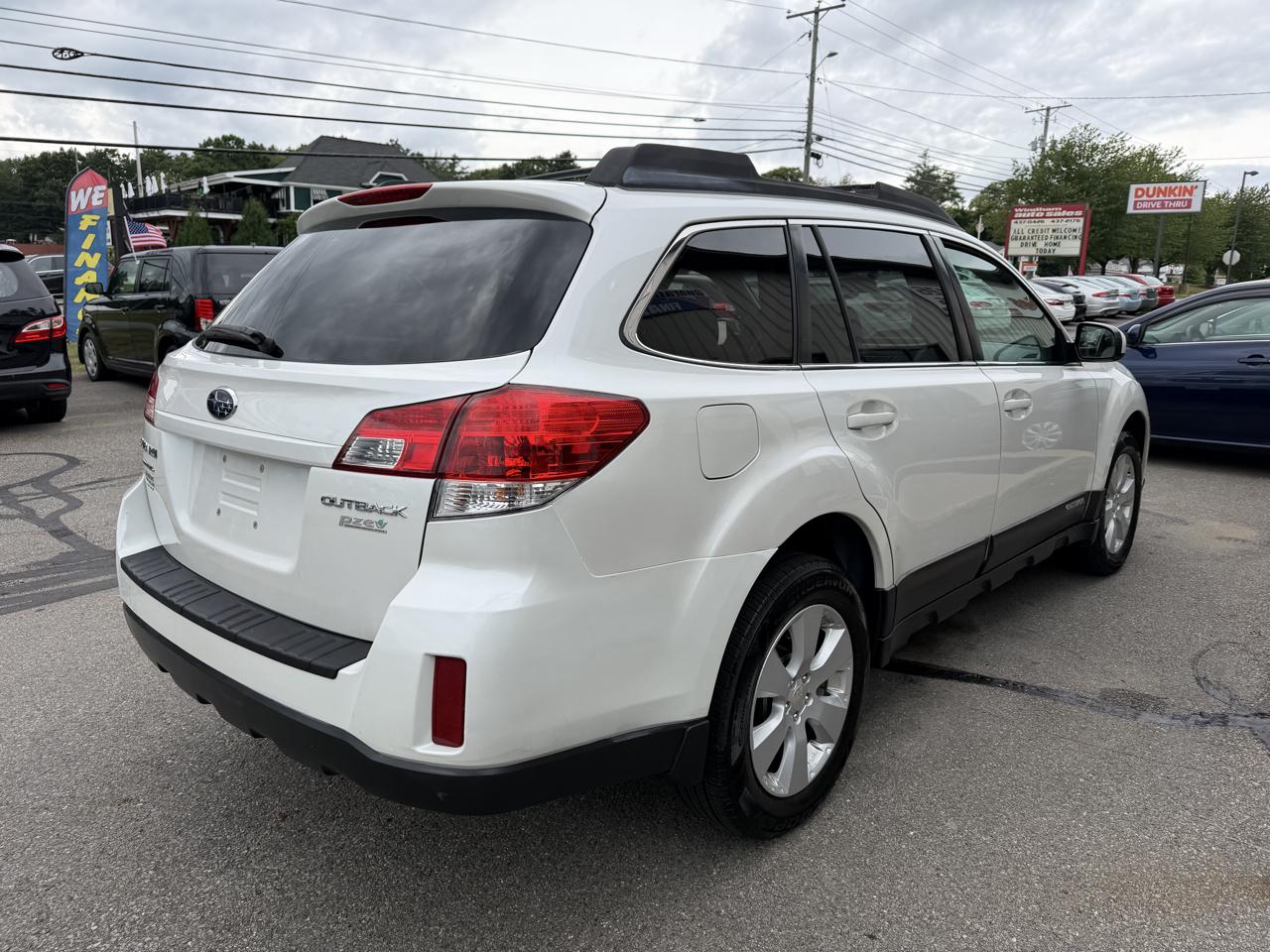 Subaru Outback 4dr Wgn H4 Auto 2.5i Premium All-Weather 2010