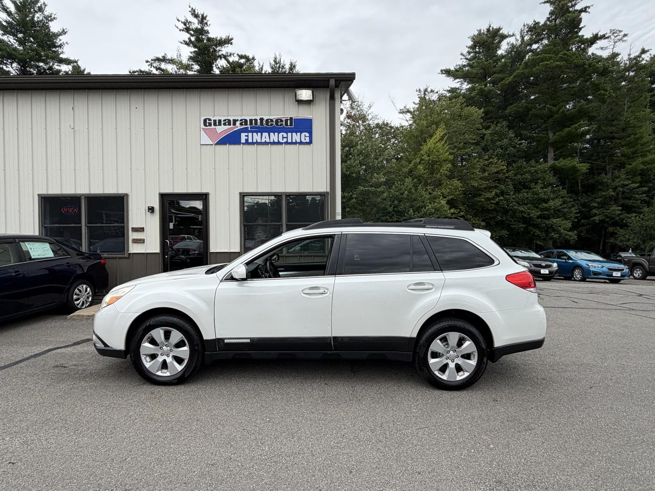 Subaru Outback 4dr Wgn H4 Auto 2.5i Premium All-Weather 2010