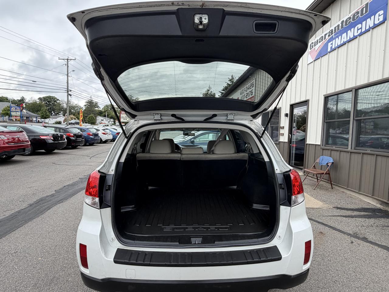 Subaru Outback 4dr Wgn H4 Auto 2.5i Premium All-Weather 2010
