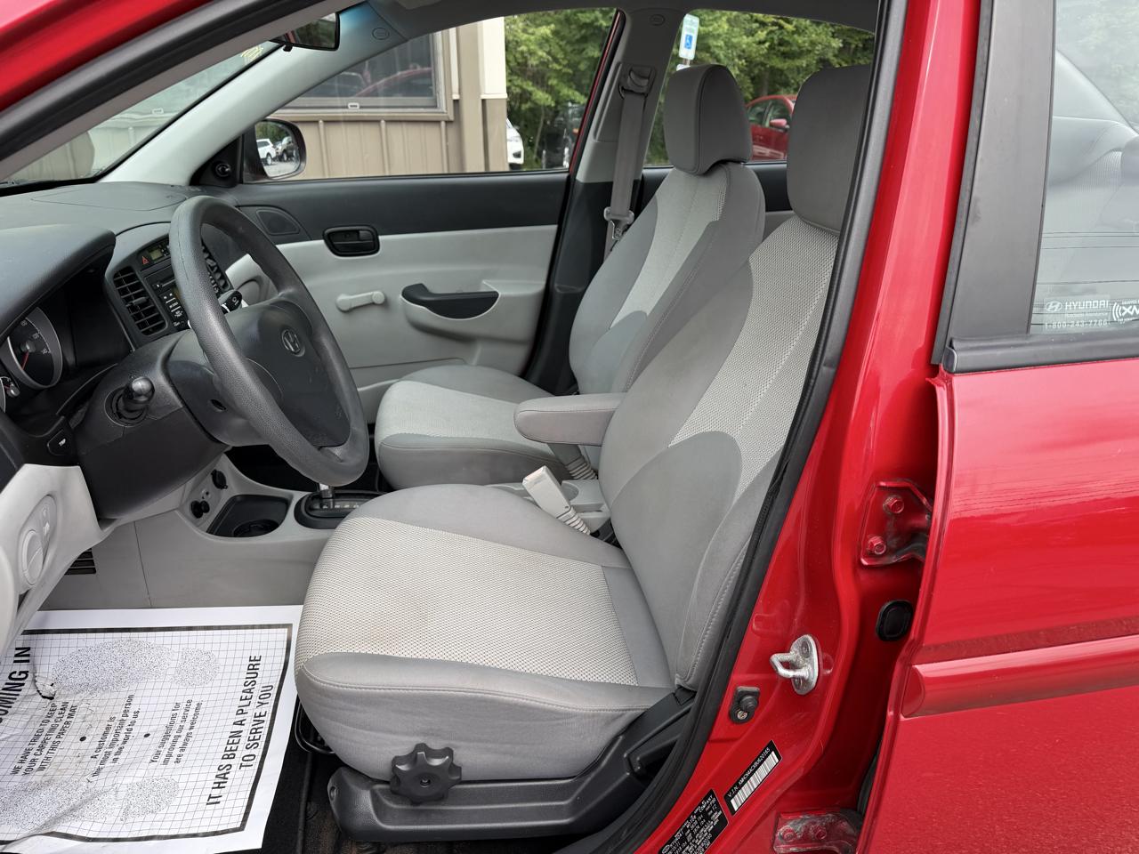 Hyundai Accent 4dr Sdn Auto GLS 2011