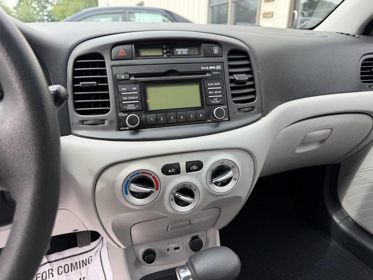 Hyundai Accent 4dr Sdn Auto GLS 2011