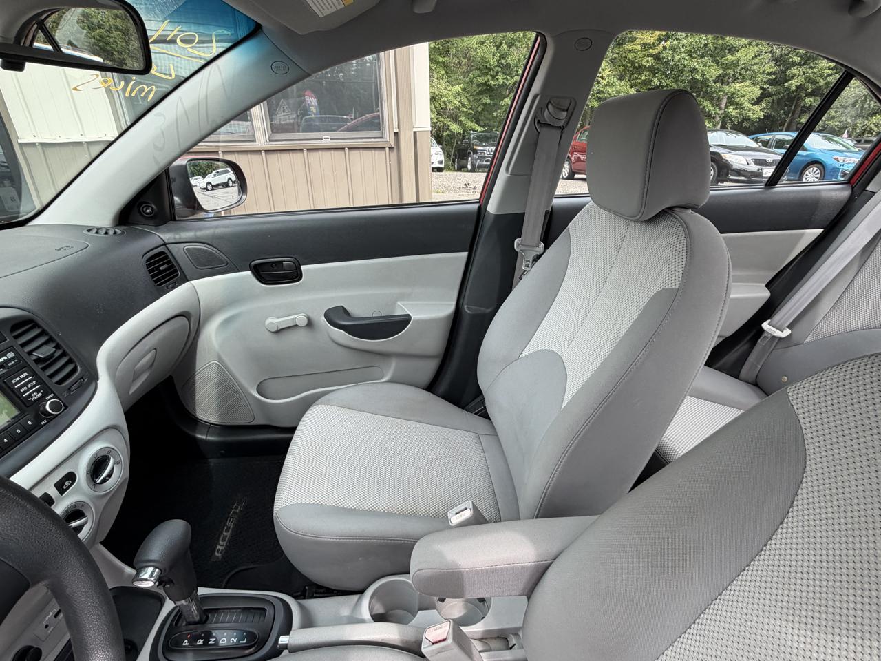 Hyundai Accent 4dr Sdn Auto GLS 2011
