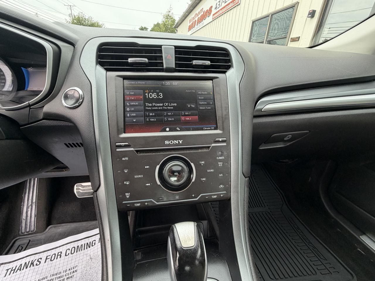 Ford Fusion 4dr Sdn Titanium FWD 2015