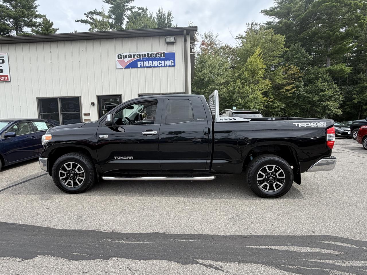 Toyota Tundra 4WD Truck Double Cab 5.7L FFV V8 6-Spd AT LTD (Natl) 2014