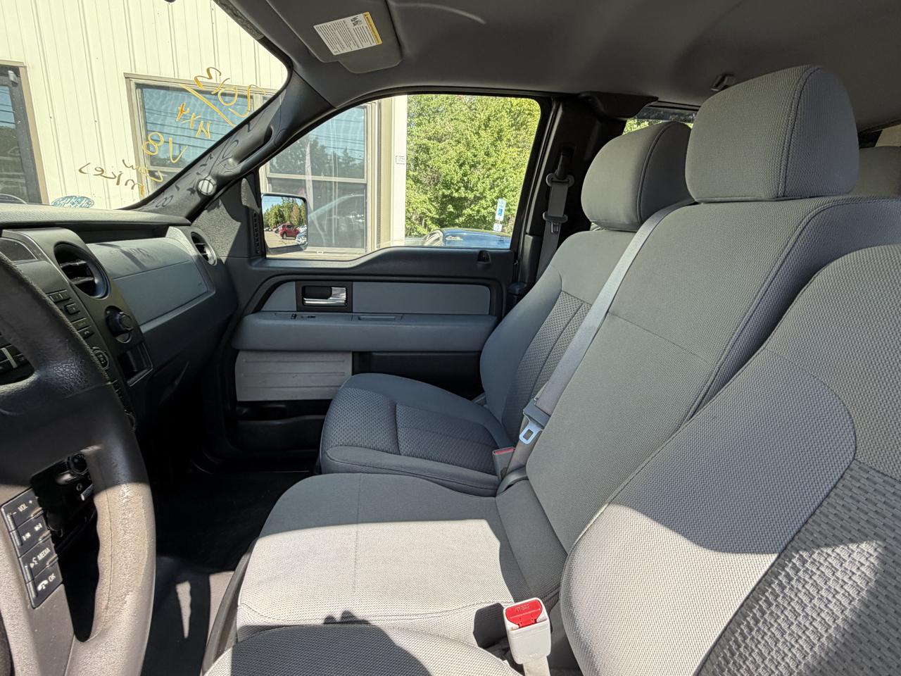 Ford F-150 4WD SuperCab 145" XL 2013