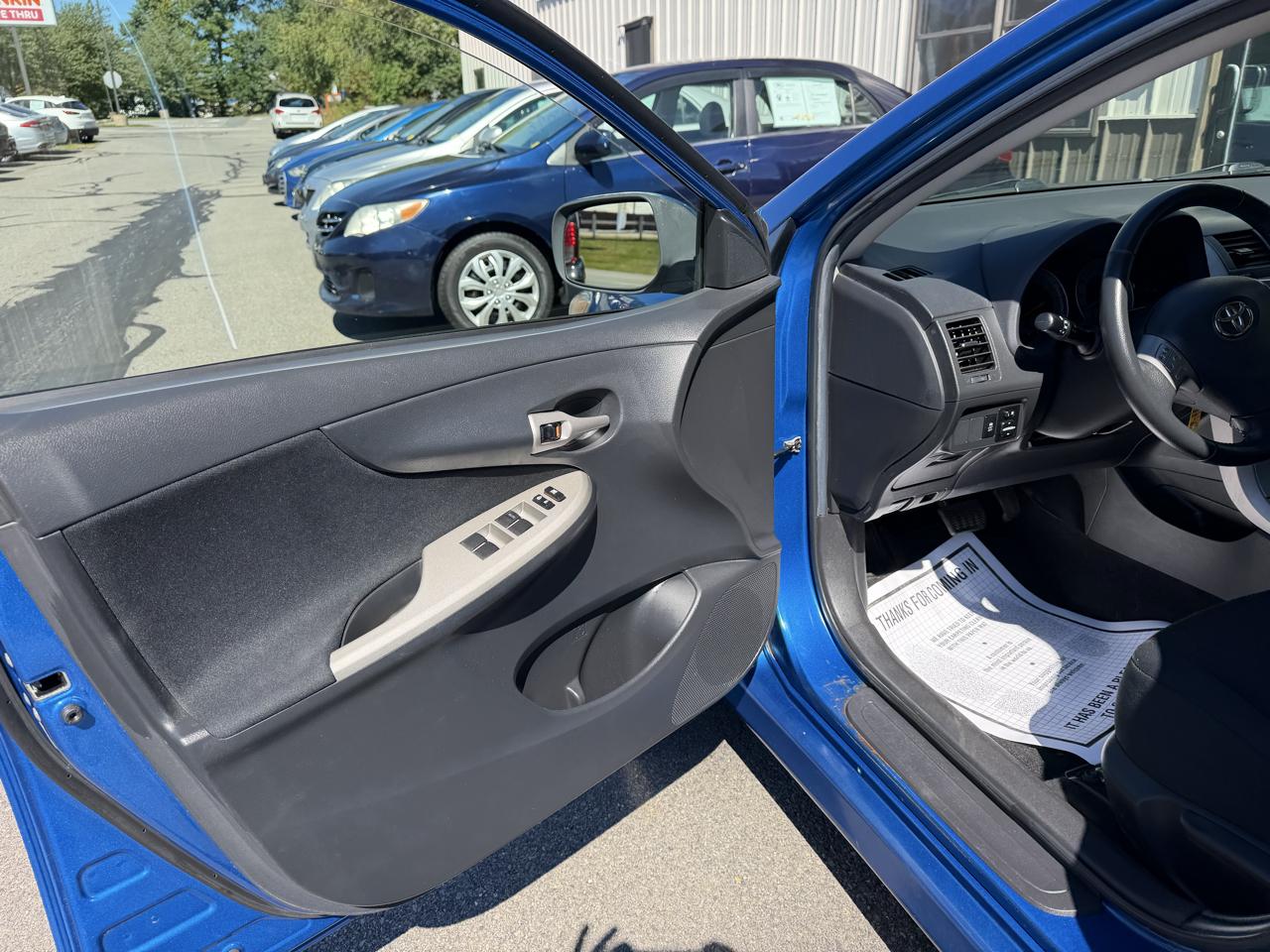 Toyota Corolla 4dr Sdn S Auto (Natl) 2010