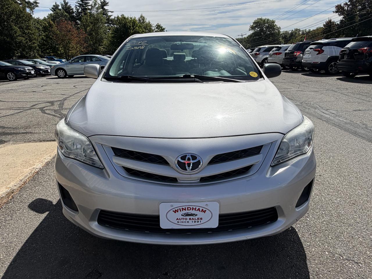 Toyota Corolla 4dr Sdn Man L (Natl) 2012