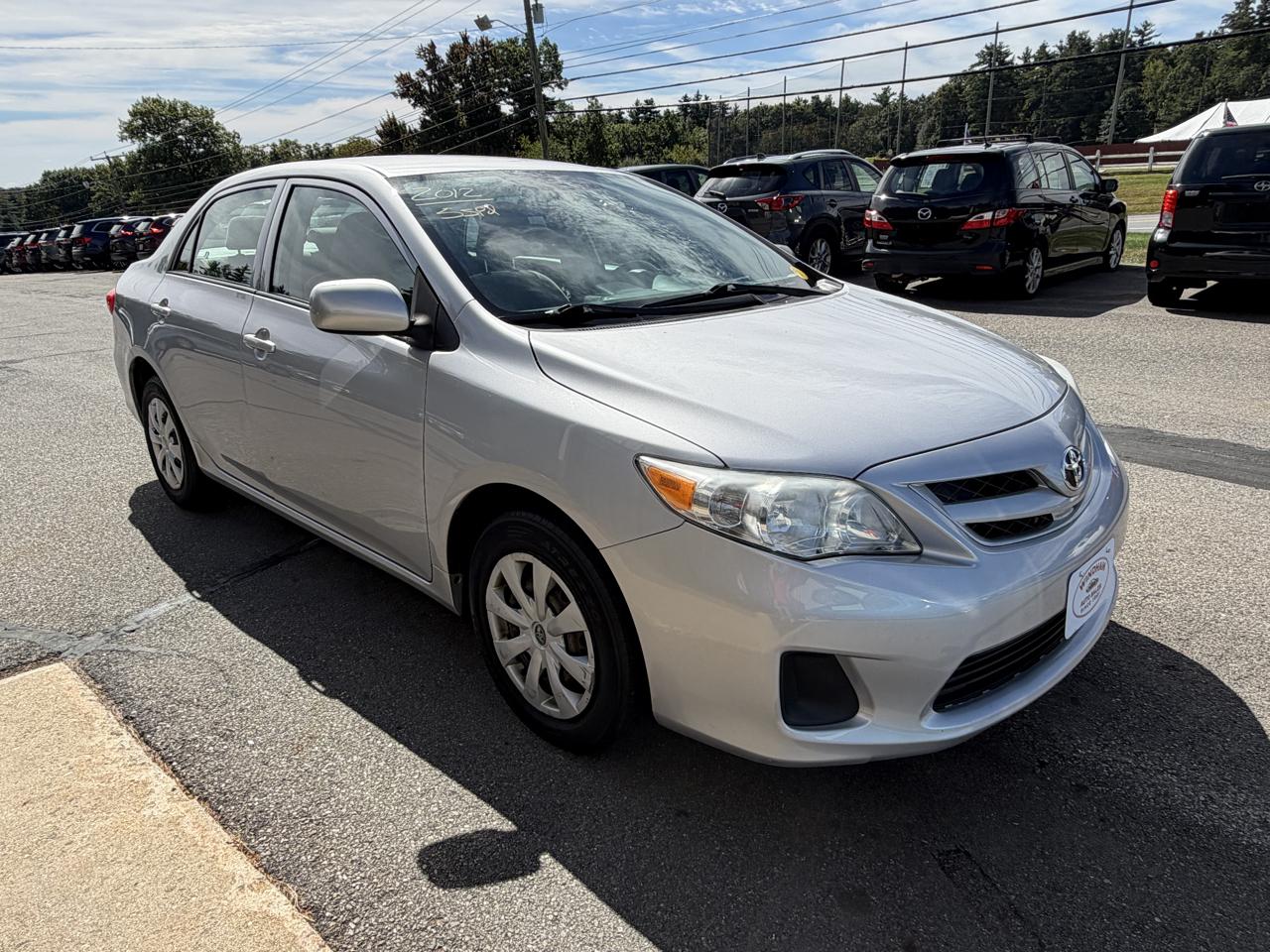 Toyota Corolla 4dr Sdn Man L (Natl) 2012