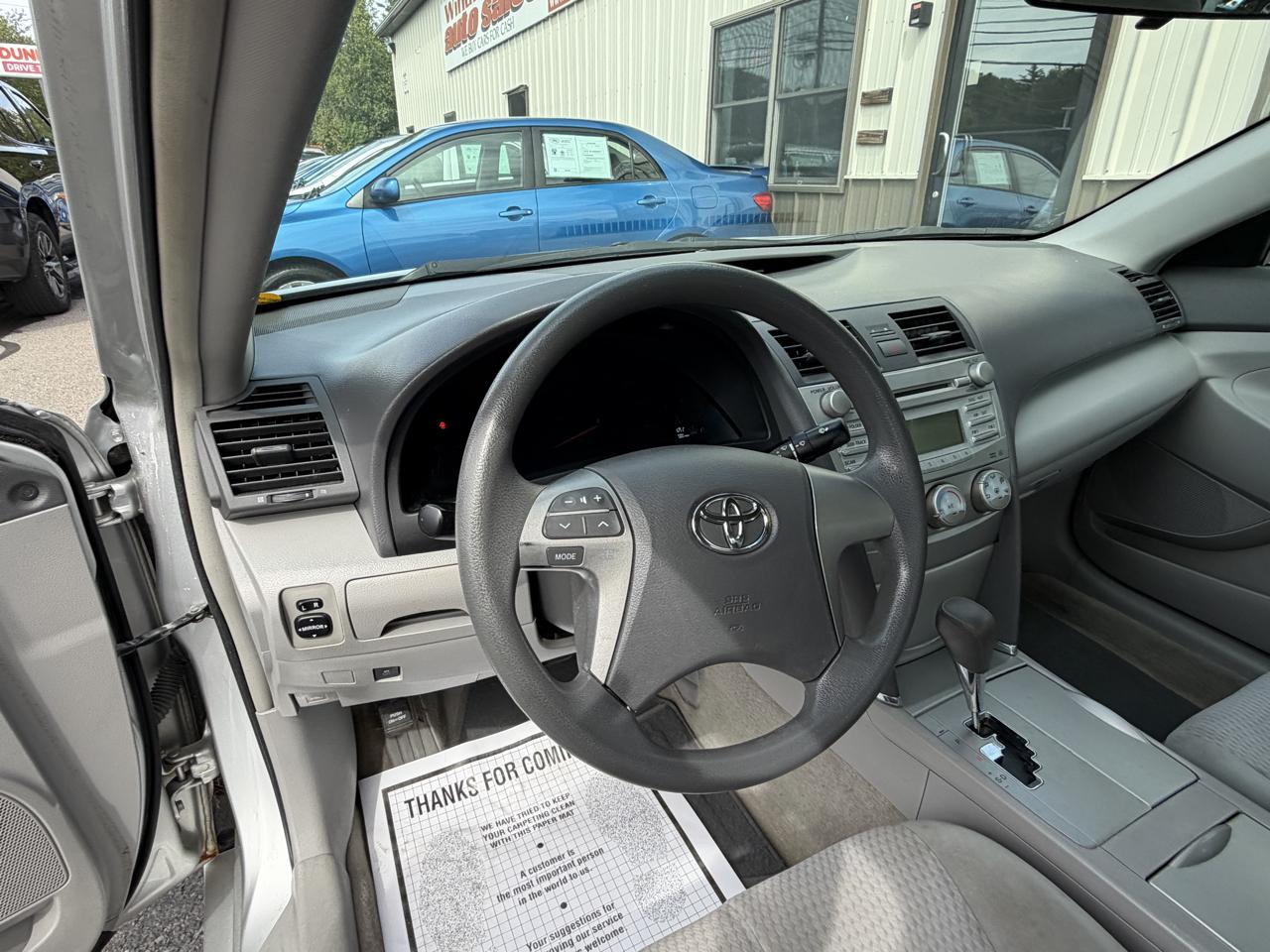 Toyota Camry Base 4D Sedan 2010