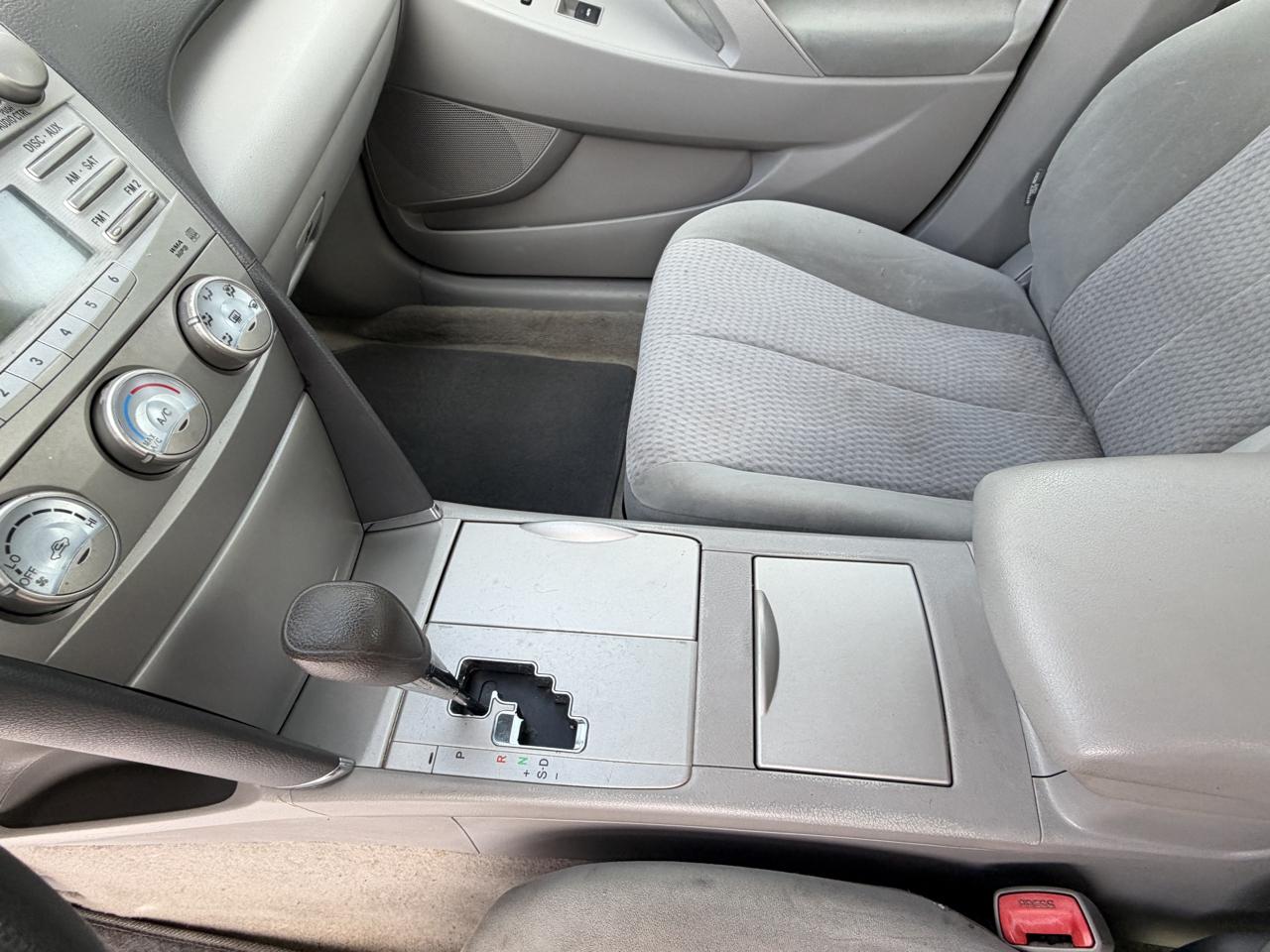 Toyota Camry Base 4D Sedan 2010