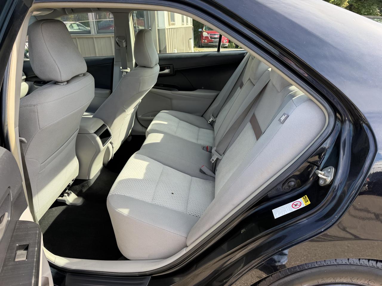 Toyota Camry 4dr Sdn I4 Auto L (Natl) *Ltd Avail* 2014