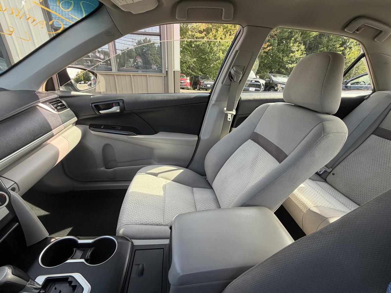Toyota Camry 4dr Sdn I4 Auto L (Natl) *Ltd Avail* 2014
