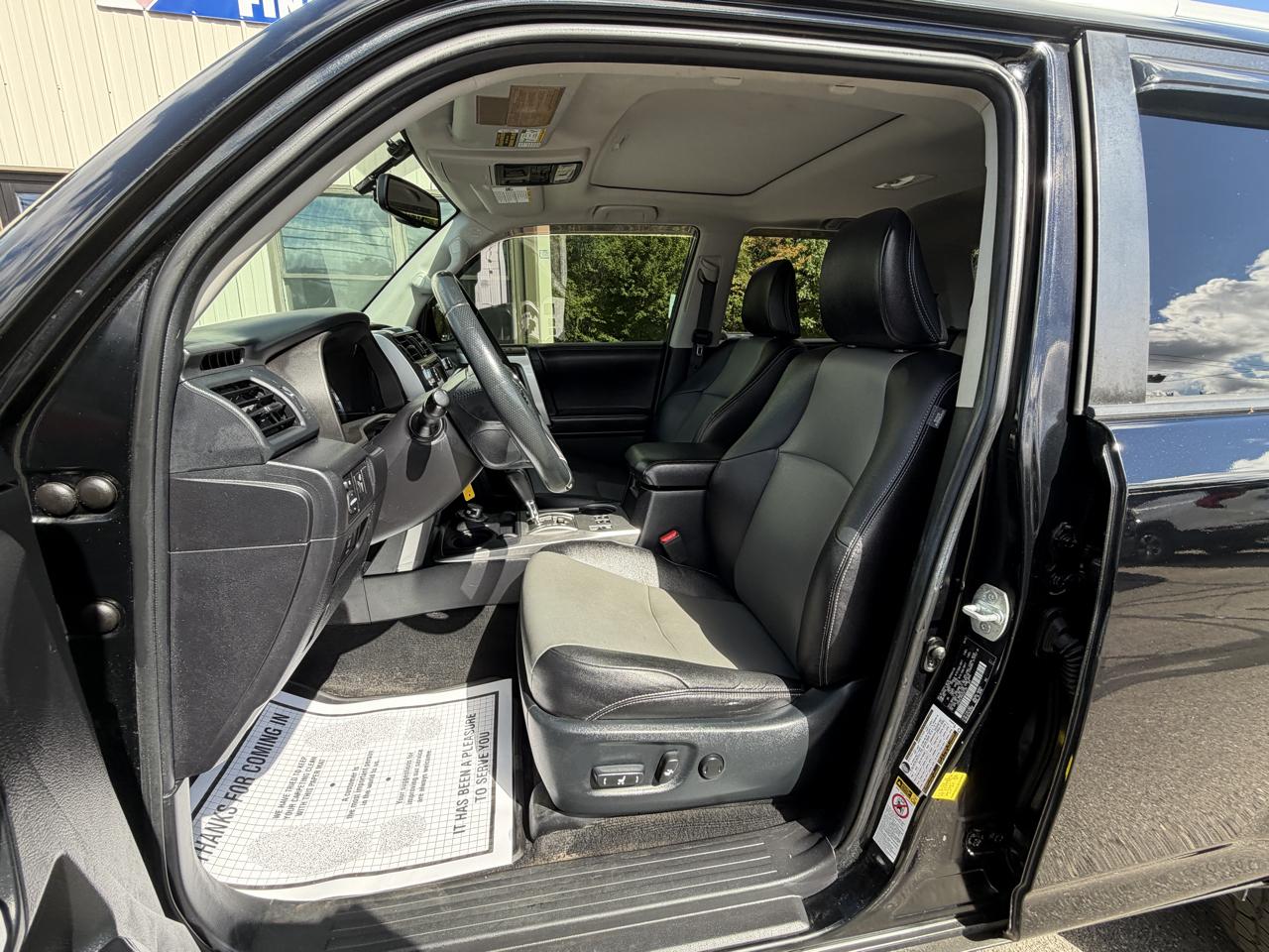 Toyota 4Runner 4WD 4dr V6 Limited (Natl) 2016
