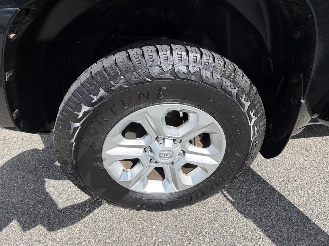Toyota 4Runner 4WD 4dr V6 Limited (Natl) 2016