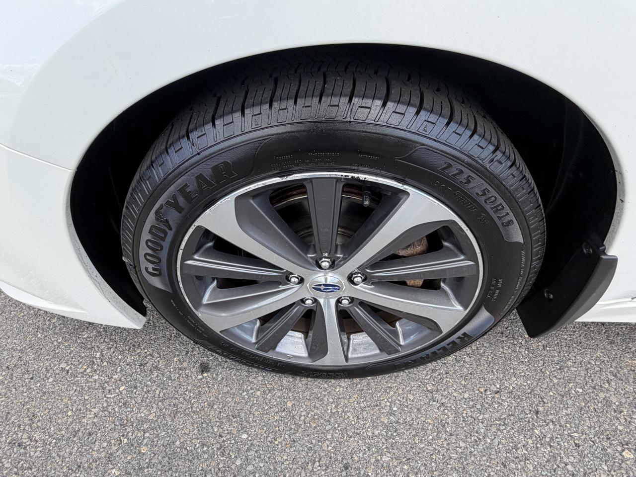 Subaru Legacy 4dr Sdn 3.6R Limited 2016