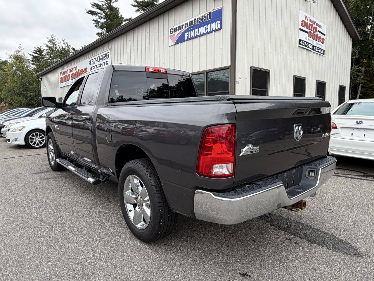 RAM 1500 4WD Quad Cab 140.5" Big Horn 2015