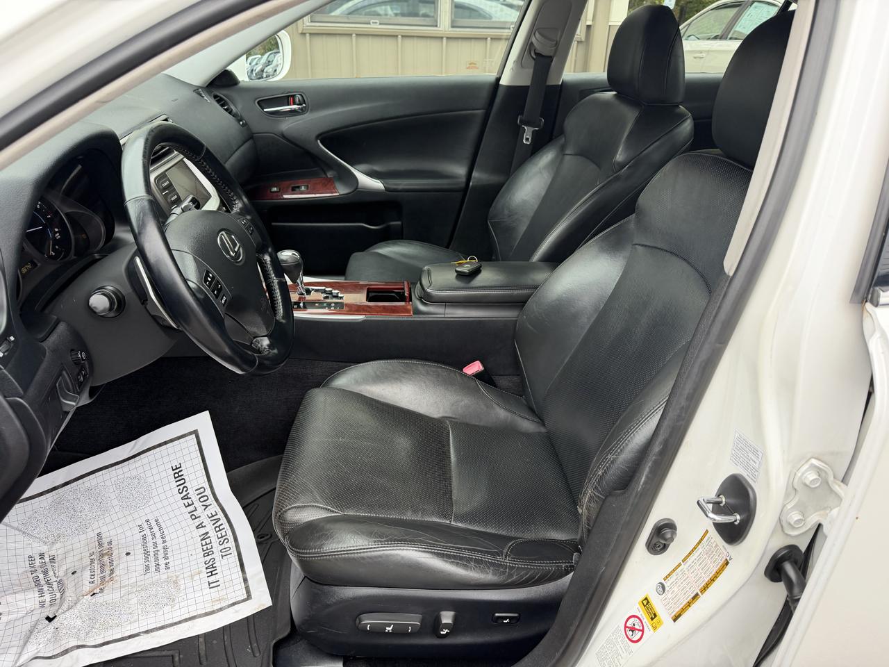 Lexus IS 250 4dr Sport Sdn Auto AWD 2008