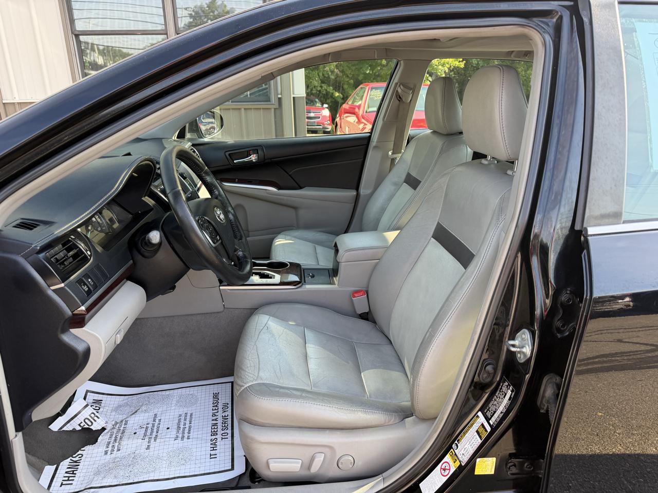 Toyota Camry XLE V6 2013