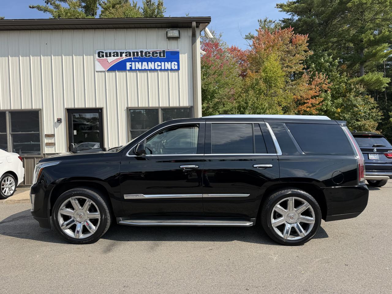 Cadillac Escalade 4WD 4dr Luxury 2015