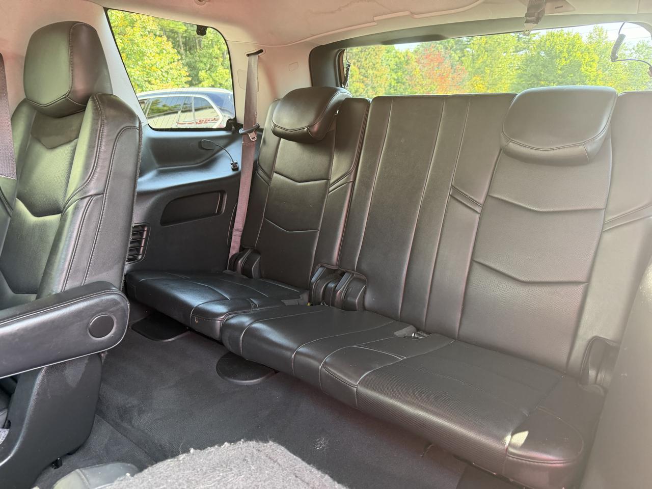 Cadillac Escalade 4WD 4dr Luxury 2015