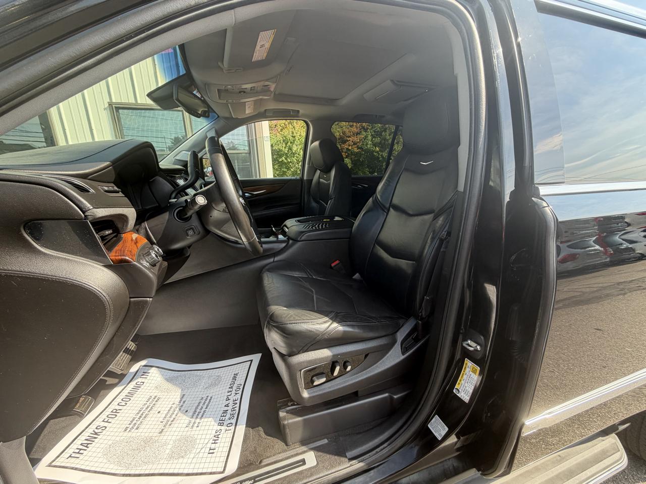 Cadillac Escalade 4WD 4dr Luxury 2015