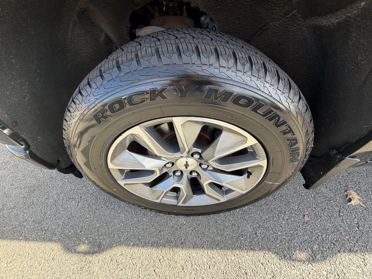 Chevrolet Silverado 1500 4WD Crew Cab 147" RST 2020