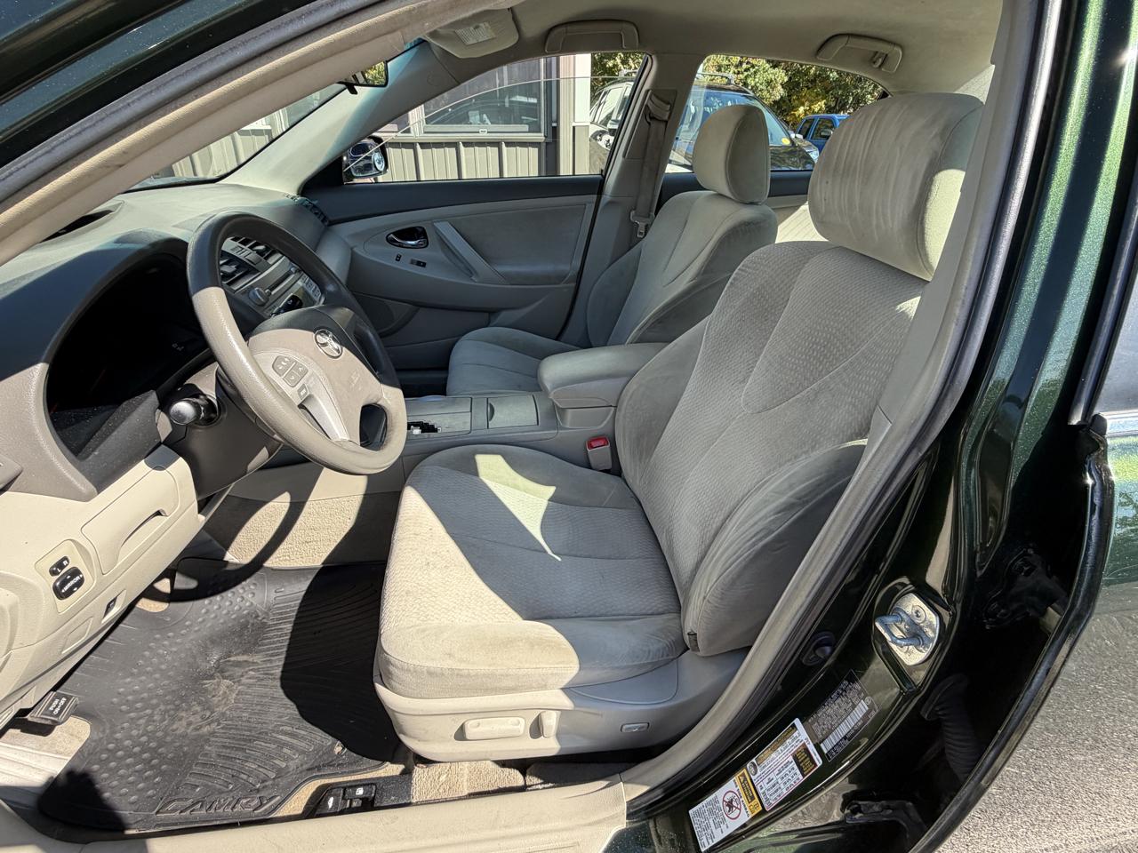 Toyota Camry LE 2010