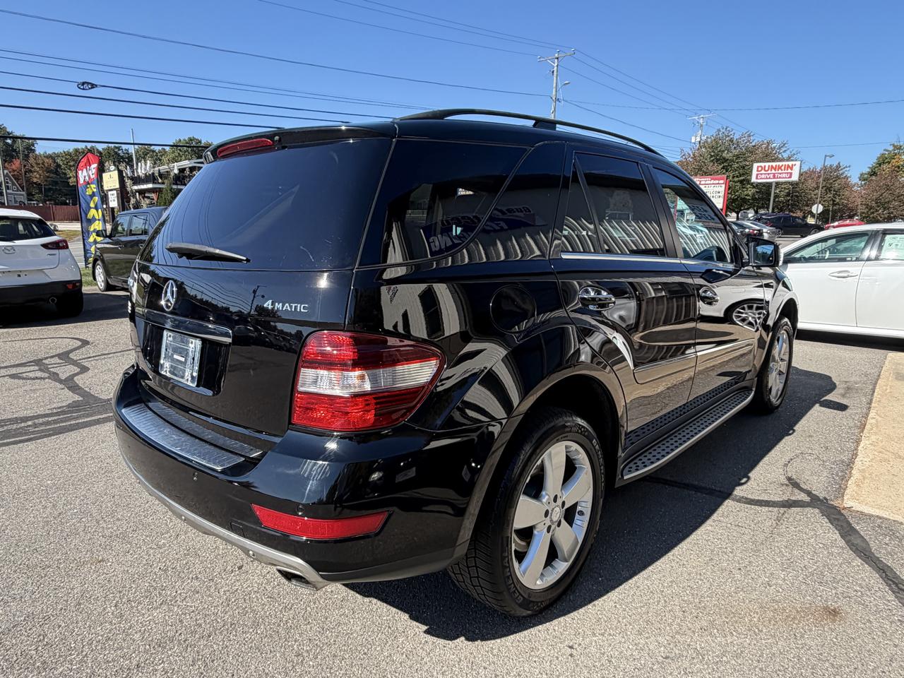 Mercedes-Benz M-Class 4MATIC 4dr ML 350 2011