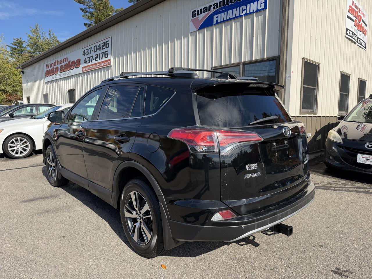 Toyota RAV4 XLE AWD (Natl) 2017