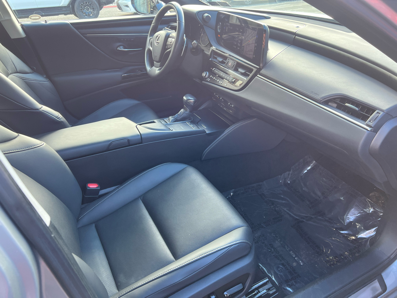 Lexus ES 350 Base 2022