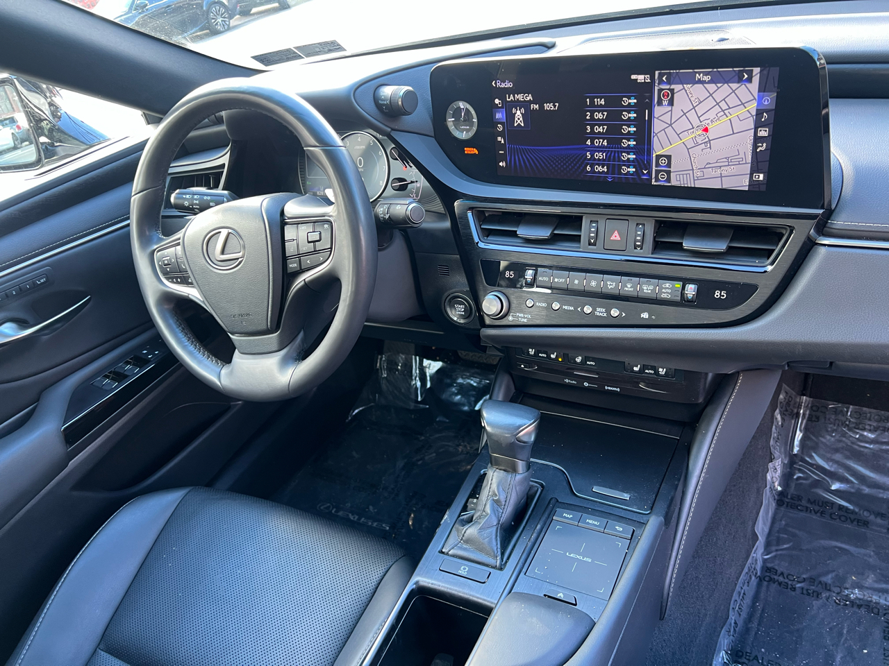 Lexus ES 350 Base 2022