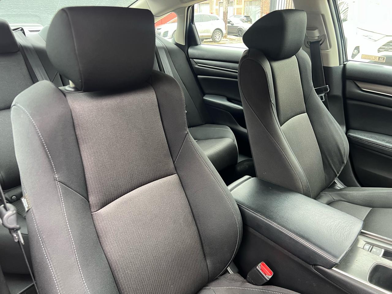 Honda Accord LX CVT 2018