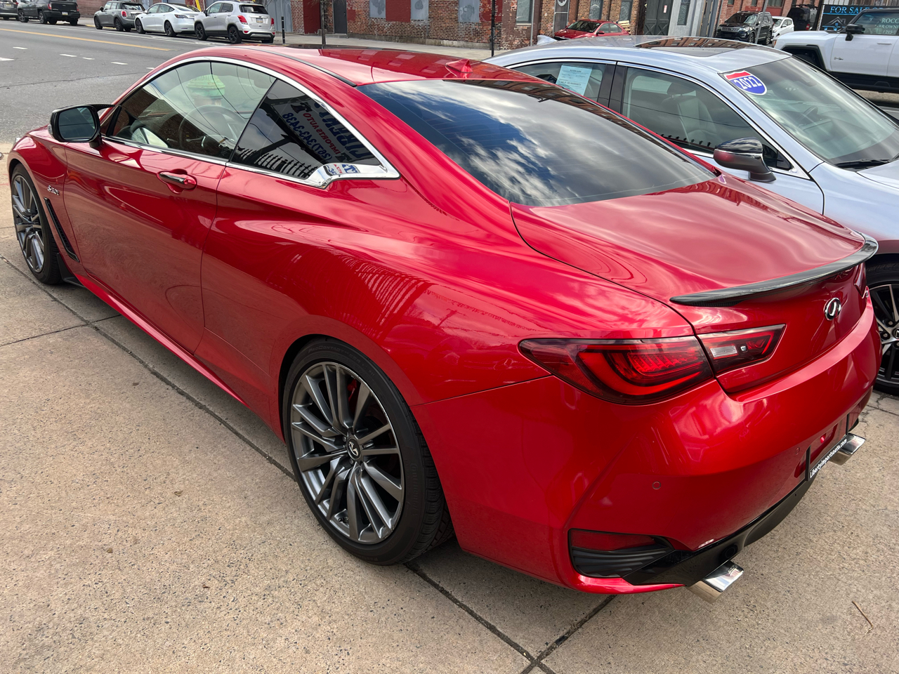 Infiniti Q60 Red Sport 400 AWD 2017
