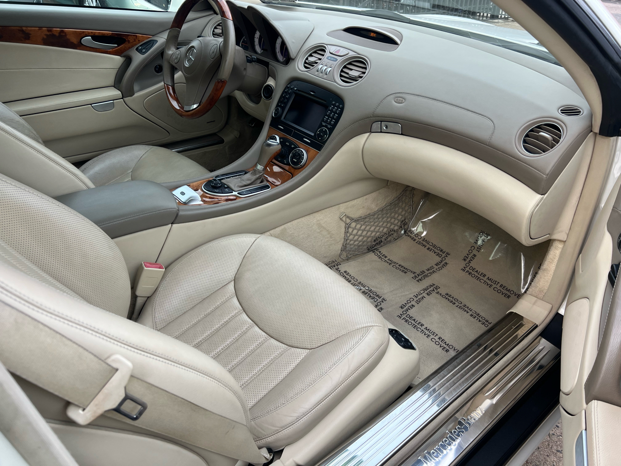 Mercedes-Benz SL-Class SL550 2009