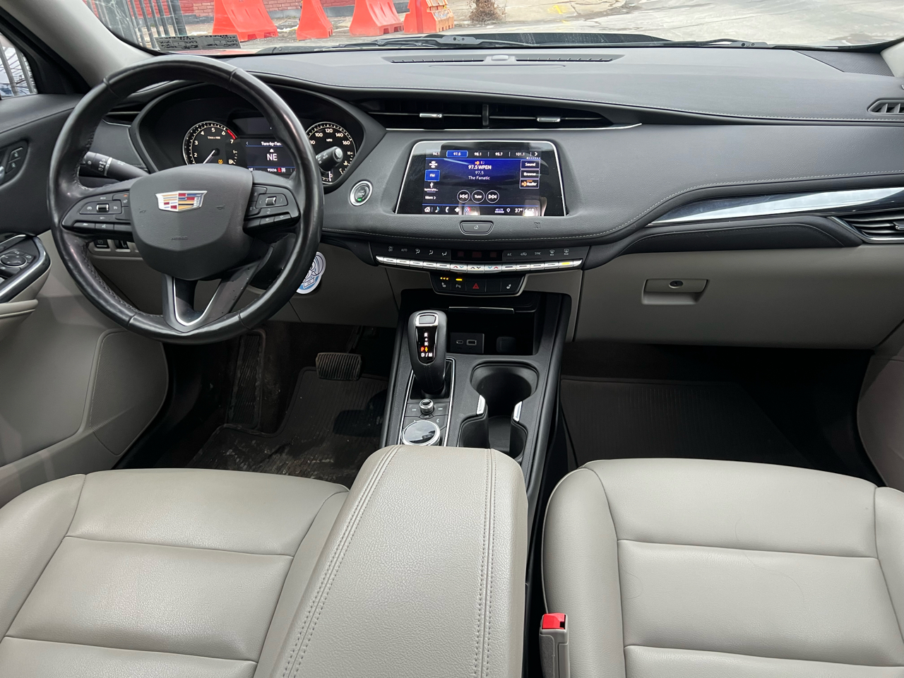 Cadillac XT4 Luxury AWD 2019