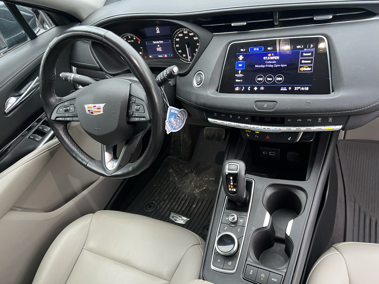 Cadillac XT4 Luxury AWD 2019