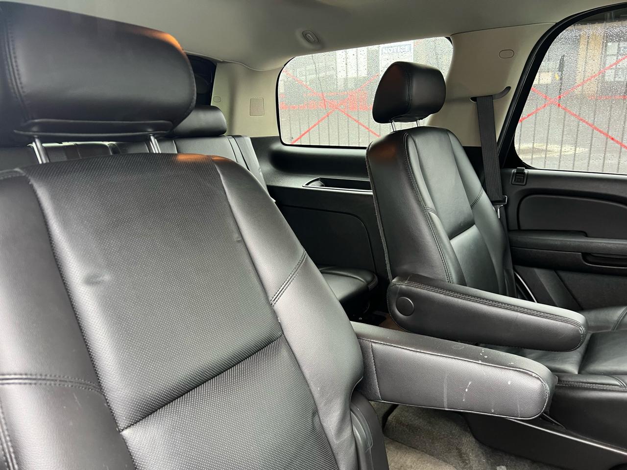 Chevrolet Tahoe LTZ 4WD 2010