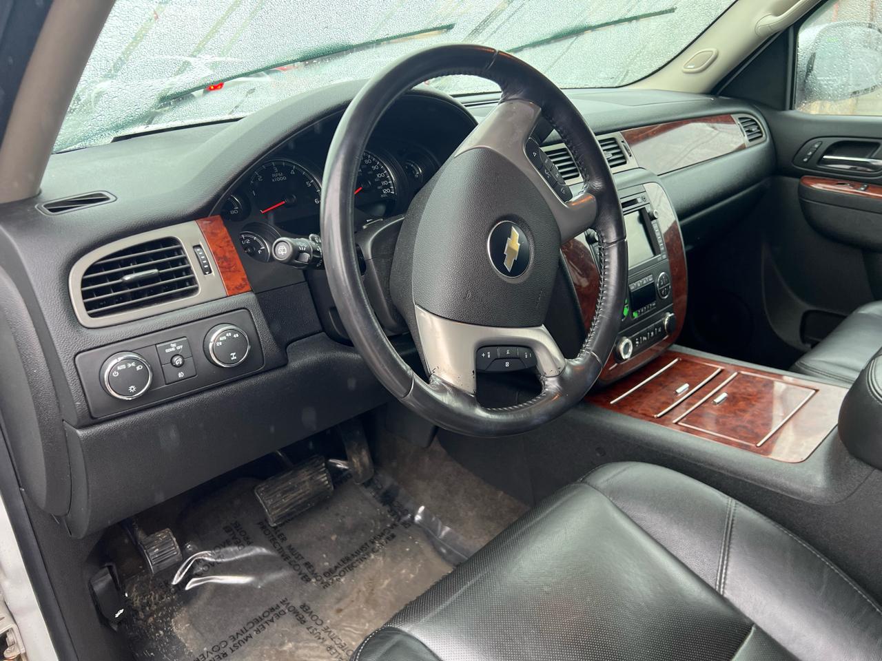 Chevrolet Tahoe LTZ 4WD 2010