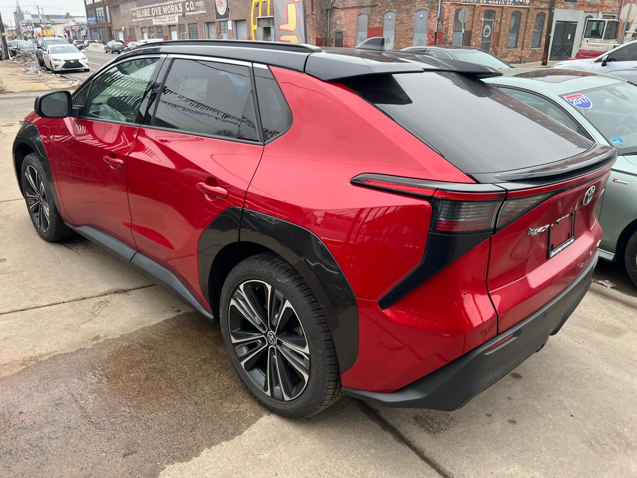 Toyota BZ4X Limited AWD (Natl) 2023