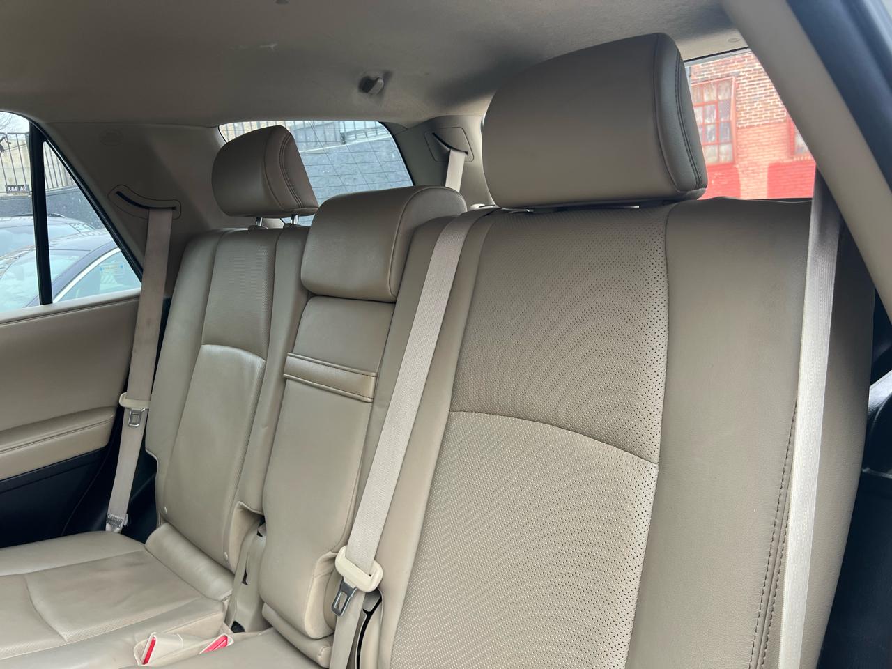 Toyota 4Runner SR5 4WD 2016