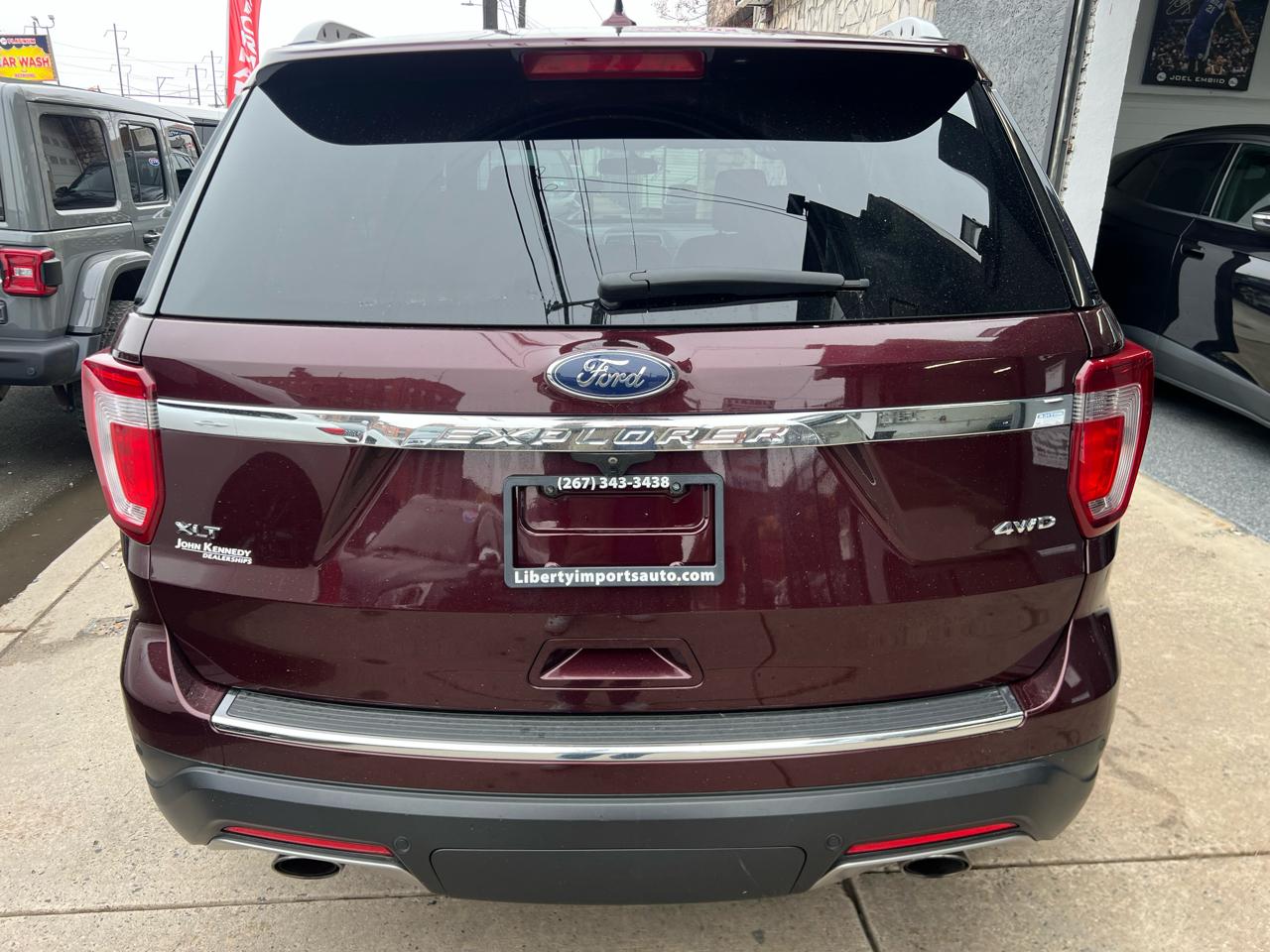 Ford Explorer XLT 4WD 2018