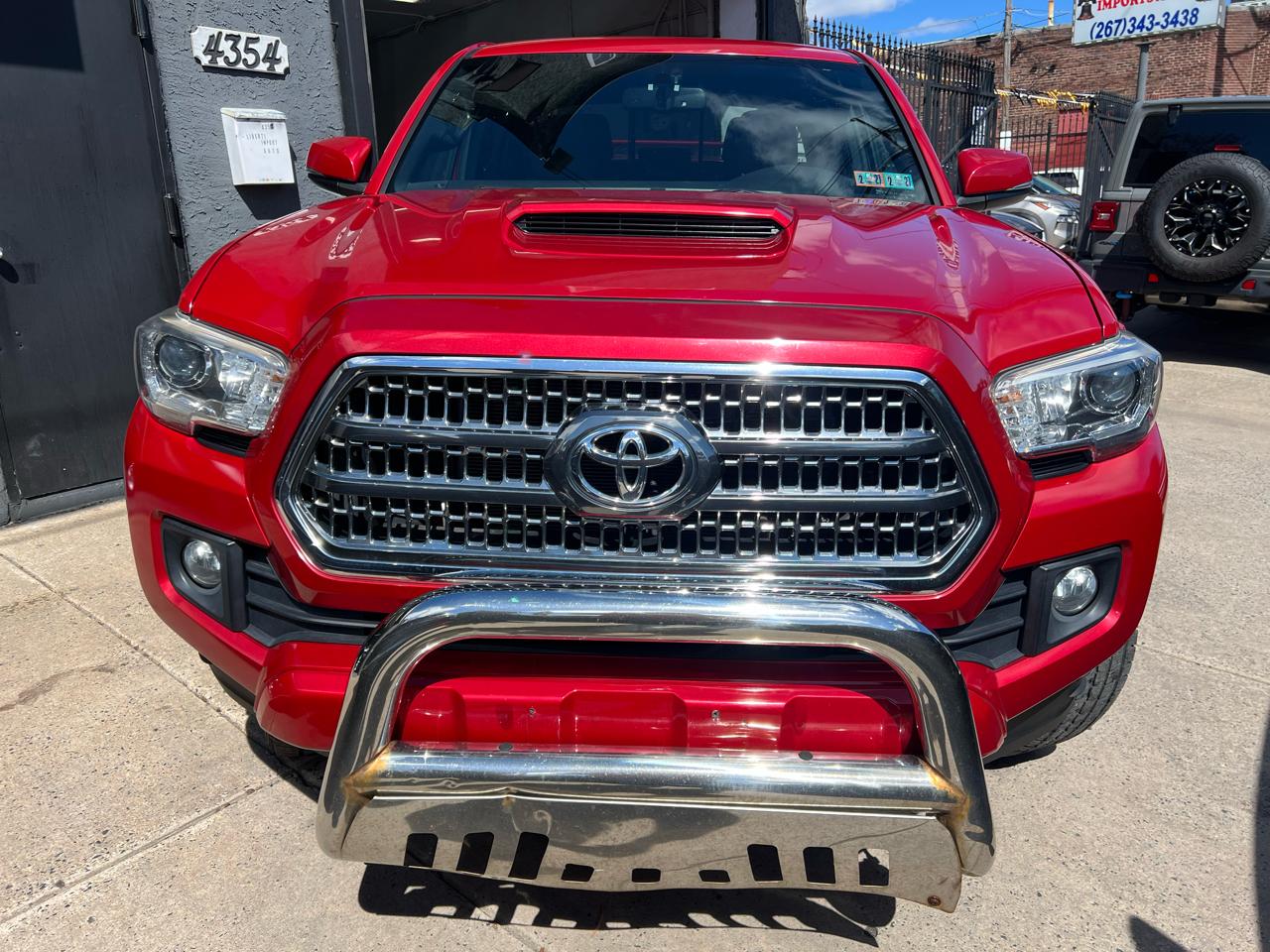 Toyota Tacoma SR5 Double Cab Super Long Bed V6 6AT 4WD 2017
