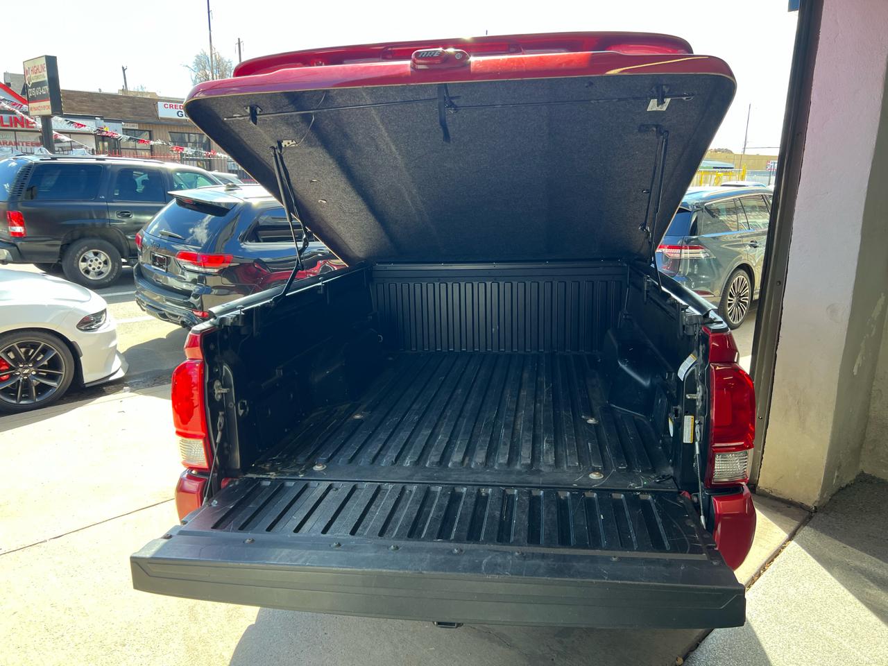 Toyota Tacoma SR5 Double Cab Super Long Bed V6 6AT 4WD 2017