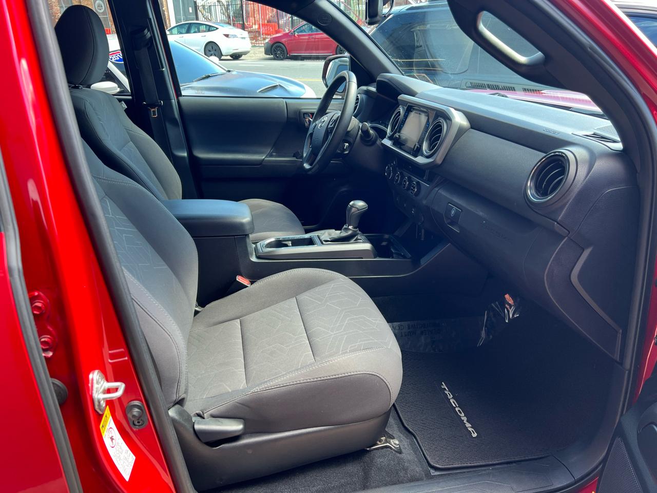 Toyota Tacoma SR5 Double Cab Super Long Bed V6 6AT 4WD 2017