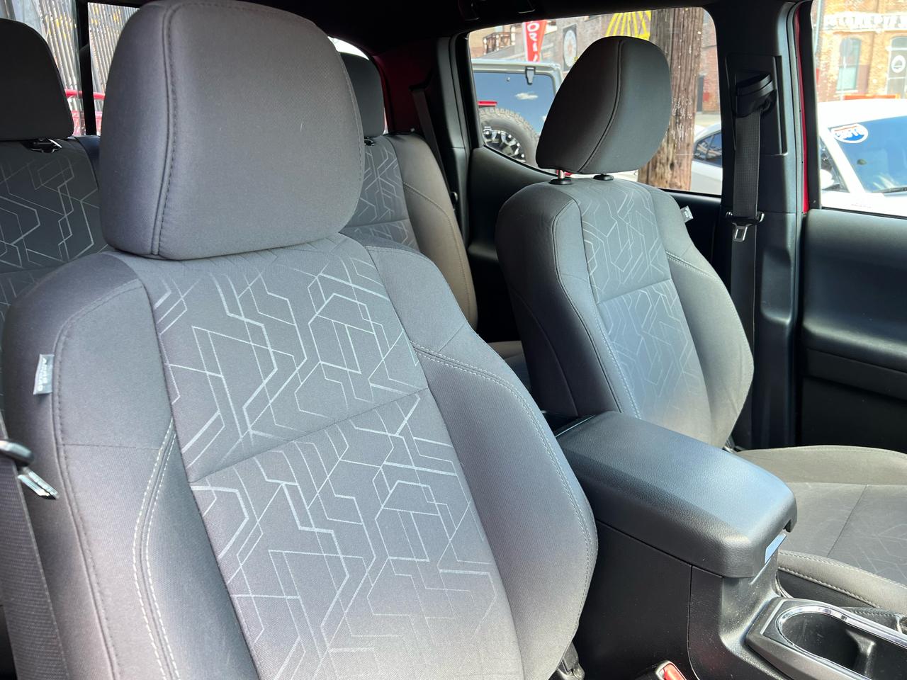 Toyota Tacoma SR5 Double Cab Super Long Bed V6 6AT 4WD 2017