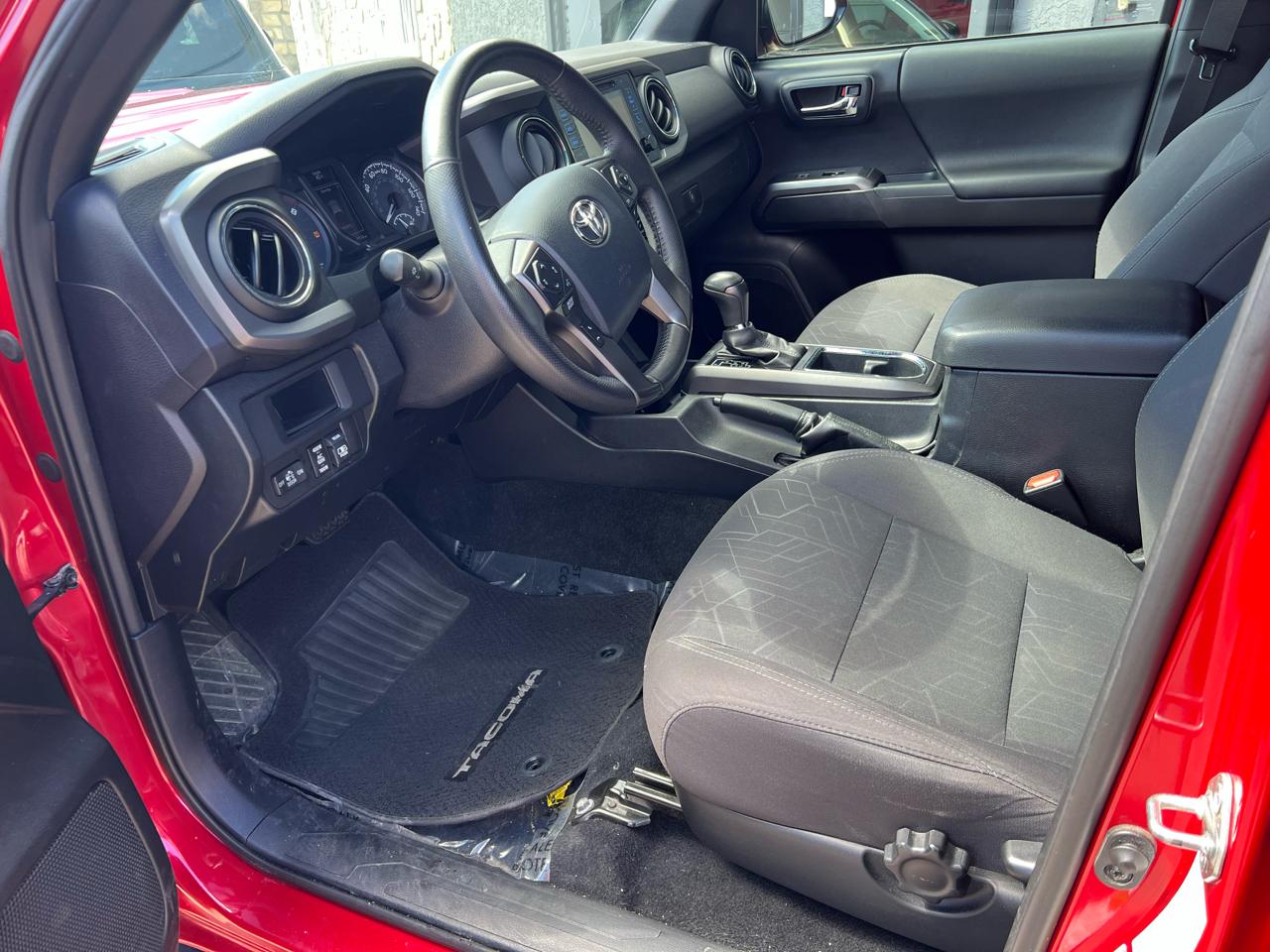 Toyota Tacoma SR5 Double Cab Super Long Bed V6 6AT 4WD 2017