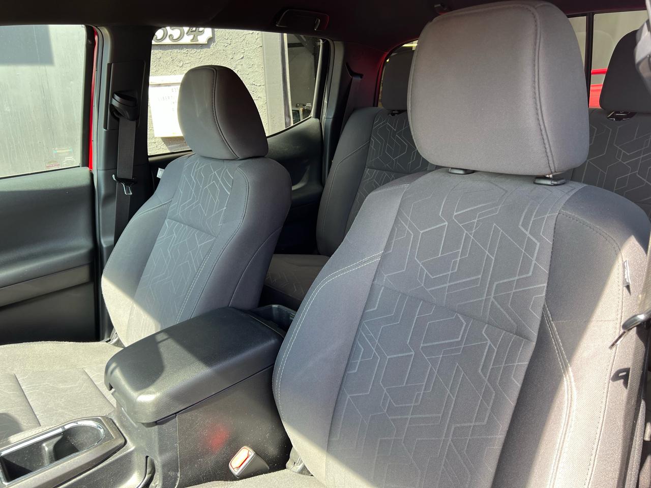 Toyota Tacoma SR5 Double Cab Super Long Bed V6 6AT 4WD 2017