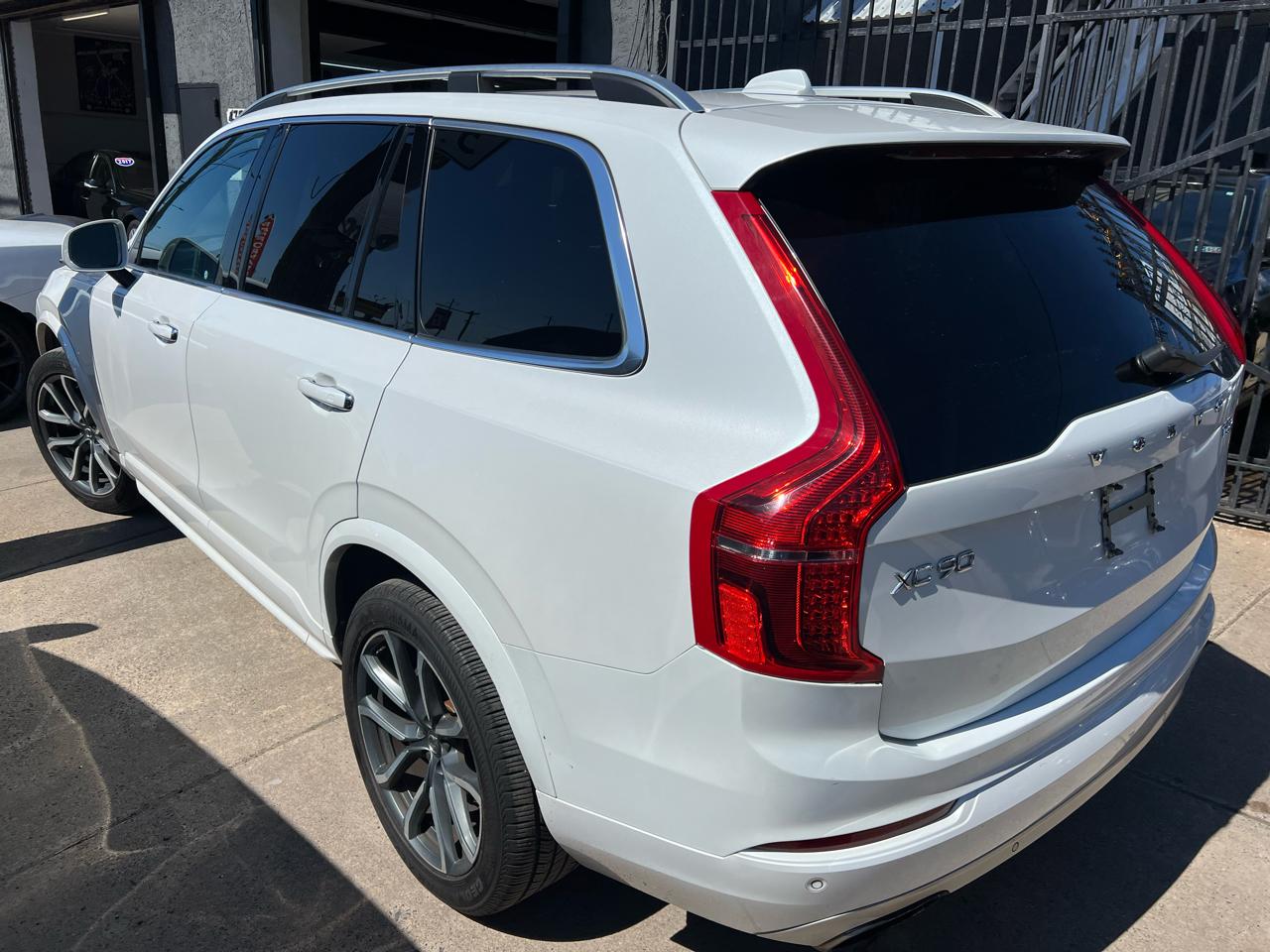Volvo XC90 T6 Momentum AWD 2017